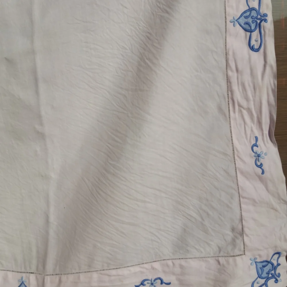 Tablecloth. Cottagecor